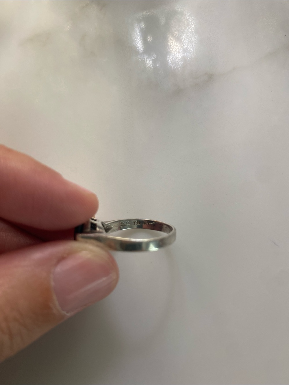 Vintage Sterling Silver Ring with Deep Blue Stone - Women's Jewelry - Picture 4 of 10
